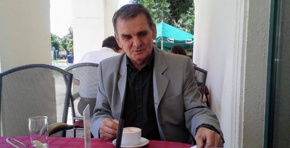 KOVÁCS KOMMENTEK