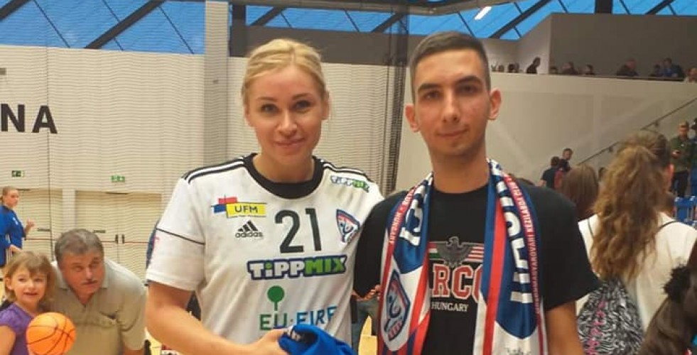 A JÁTÉKGYŐZTES MKC-RAJONGÓ