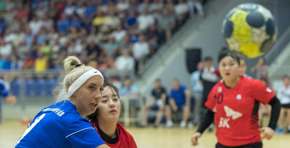 AZ MKC-DÉL-KOREA MÉRKŐZÉS VILLANÁSAI