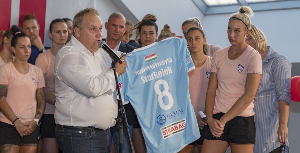 NAGYKARÁCSONY, KISVÁRDA...