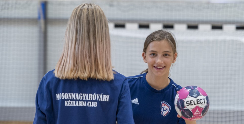 UTÁNPÓTLÁS HÍRADÓ 2022/23 5. - A 42. HÉT PROGRAMJA