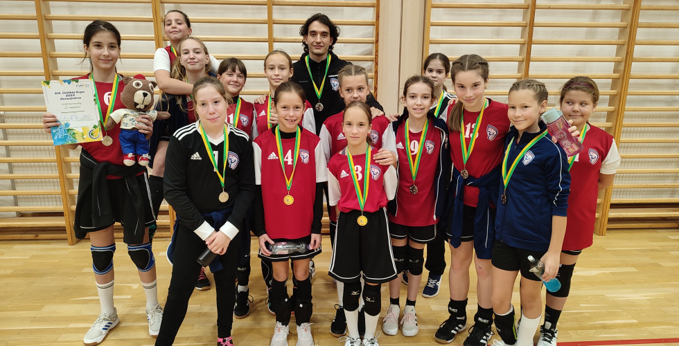 U12: ezüstérem az Üstökös Kupán