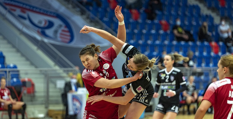 VISSZAVÁGOTT A DEBRECEN 