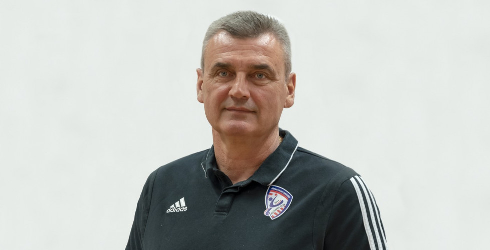 MEGOLDANI A HELYZETET