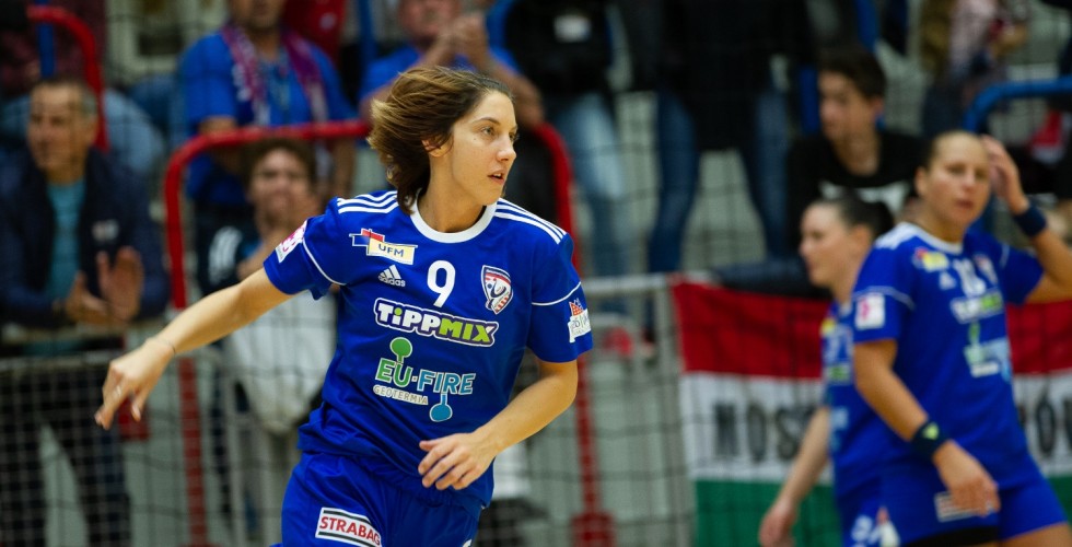 TILINGER TAMARA TÚL VAN A MŰTÉTEN