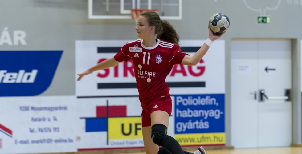 DOBOGÓN AZ MKC SERDÜLŐ!