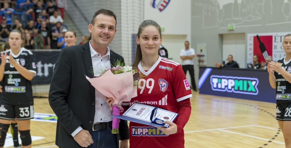 HERCZEG LILI MEGYEI KITÜNTETÉSE