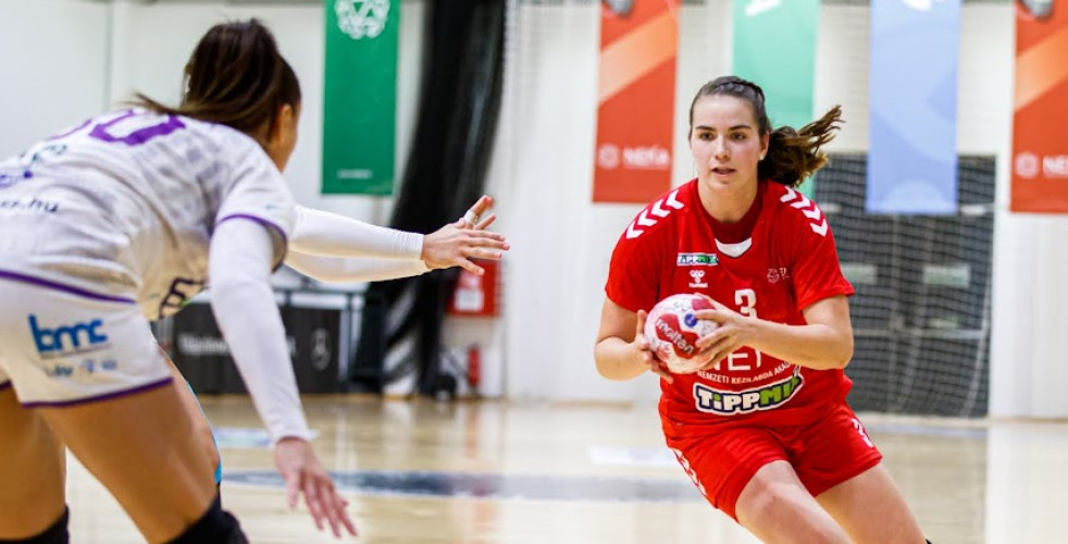 VARGA EMÍLIA A JUNIOR EB-RE KÉSZÜL 